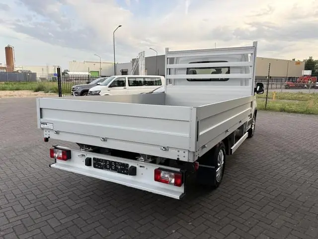 Maxus eDeliver9 65kWh open laadbak