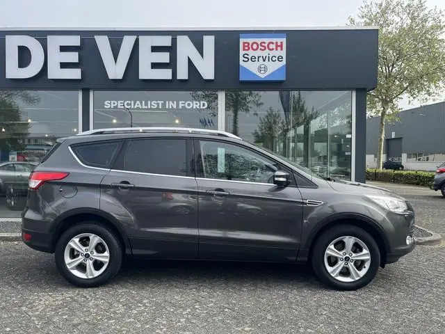 Ford Kuga 1.5 EcoBoost Titanium Edition 6-bak | Afn. Trekhaak 1.800kg trekgewicht | 100% onderhouden...