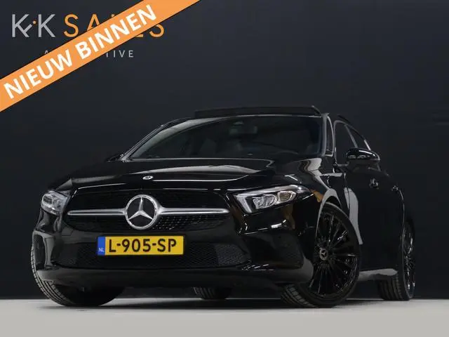 Mercedes-Benz A-klasse 180 Business Solution AMG [SCHUIFKANTELDAK, CAMERA, STOELVERWARMING, BLUETOOT...