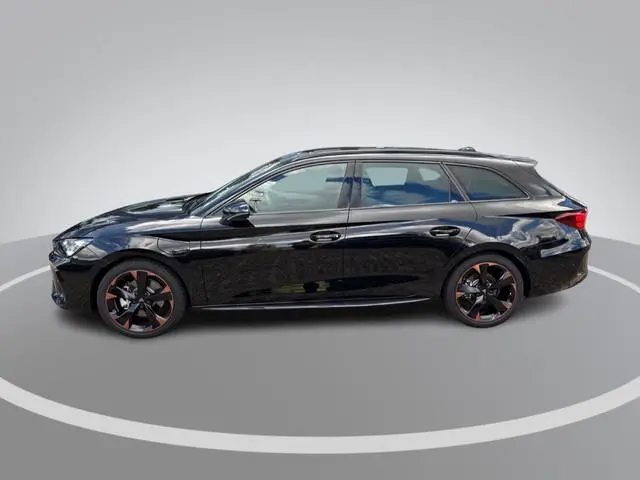 CUPRA Leon Sportstourer 1.5 TSI e-Hybrid Business 204 PK l Dynamic Design l Trekhaak l Sennheiser