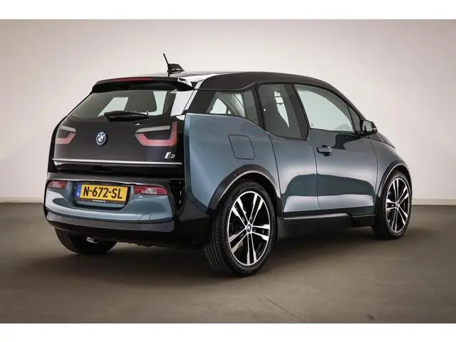 BMW i3 Business Edition 120Ah 42 kWh | SOH 92% | STOELVERWARMING | DAB | APPLE | CAMERA