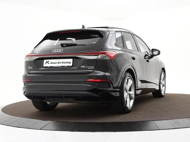 Audi Q4 e-tron 45 265pk Quattro S Edition · SOH 93% · Panoramadak · Warmtepomp · Camera · Head-Up ·...