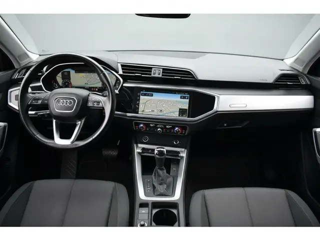 Audi Q3 35TFSI 150PK S-TRONIC PRO LINE VIRTUAL/PDC/NAVI