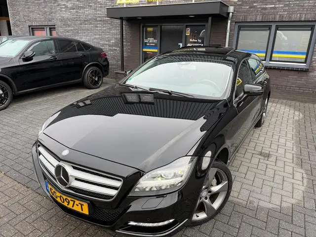 Mercedes-Benz CLS