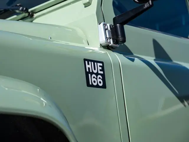 Land Rover Defender