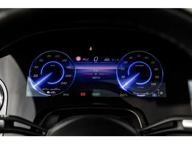 Mercedes-Benz EQS