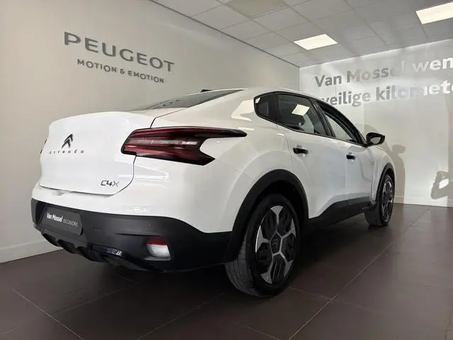 Citroën C4 X