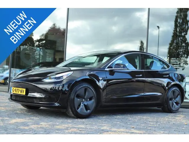TESLA MODEL 3 STANDARD RWD PLUS 60 KWH SOH | AUTOPILOT | PANO | ORIG. NL NAP