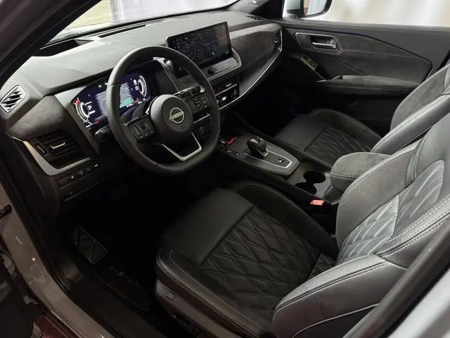 Nissan Qashqai 1.3 MHEV 160PK TEKNA PLUS BOSE  20''LMV  LEER ALCANTARA PANO MASSAGE BOSE STOEL/STUUR...