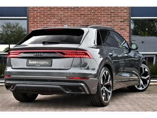 Audi Q8 50 TDI quattro S-Line Pano S-zetel B&O-high 23inch Trekh HUD ACC Alcantara