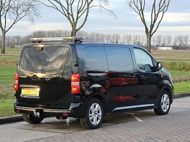 OPEL VIVARO 2.0 ac automaat euro6