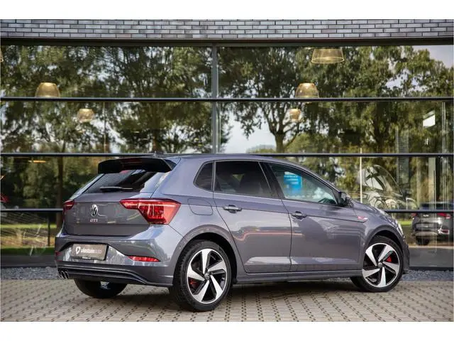 Volkswagen Polo 2.0 TSI GTI , Adaptive cruise, Apple Carplay, Stoelverwarming,