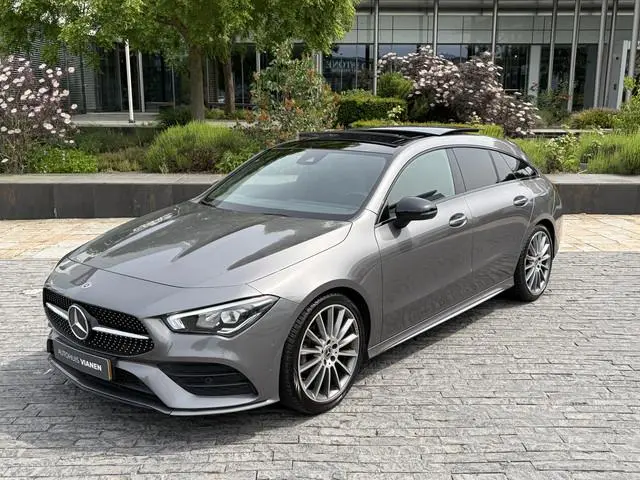 Mercedes-Benz CLA-klasse Shooting Brake / AMG Line / Pano dak / Camera / 180 Premium Plus