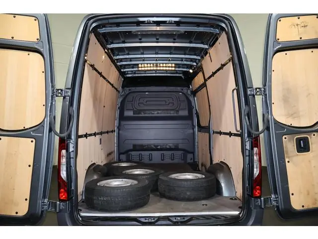 Mercedes-Benz Sprinter  317 CDI L2 H2 Automaat Navigatie Led