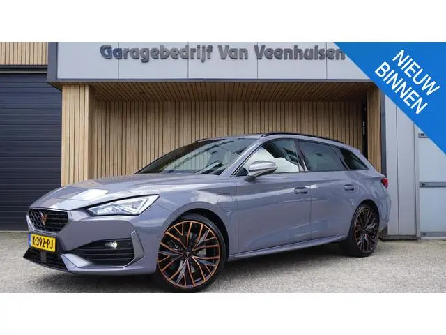 CUPRA Leon Sportstourer 1.4 e-Hybrid 245pk VZ Copper Edition Pano.Dak 19inch LM  *Black Pack* Virtua...