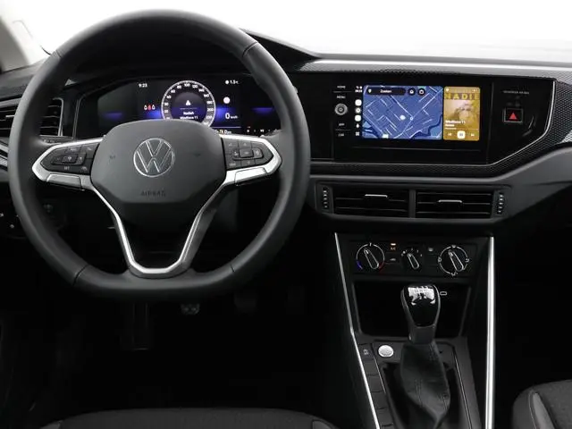 Volkswagen Taigo Life Edition 1.0 TSI 95 pk 5 versn. Hand · Achteruitrijcamera · parkeersensoren ach...