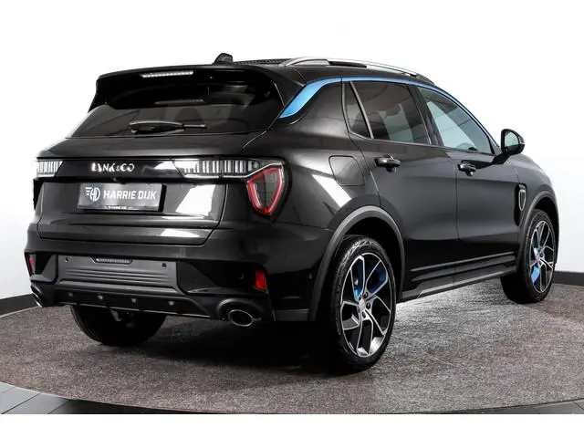 Lynk & Co 01 1.5 PHEV 261PK MY22 | Afn. Trekhaak | 360 Camera |S/K-panodak | Adapt. Cruise | Memory...