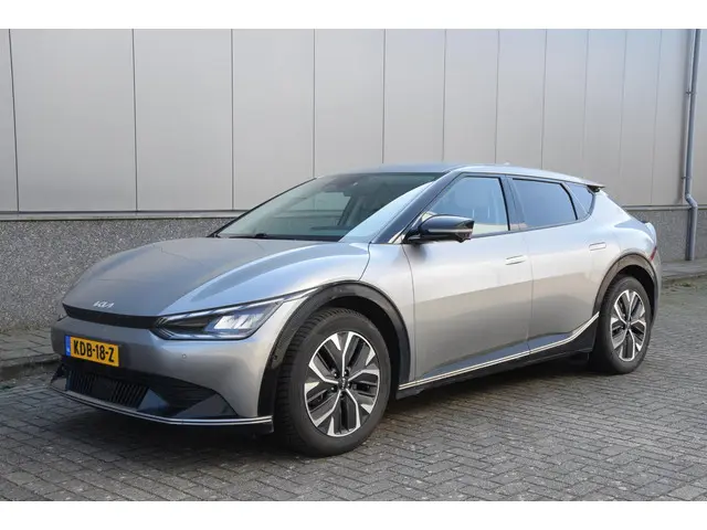 Kia EV6 BEV 77,4 kWH Earth | Warmtepomp | KIA-onderhouden | Stoelventilatie/verwarming |