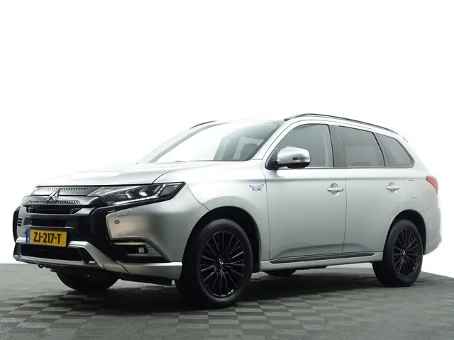 Mitsubishi Outlander 2.4 PHEV Sport Blackpack Aut- Xenon Led, Stoelverwarming, Sport Leder Interieur...