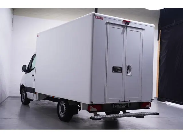 Mercedes-Benz Sprinter 315 CDI 150 pk Bakwagen Aut. L2 met Deuren Airco Camera, Dakspoiler, Apple Ca...