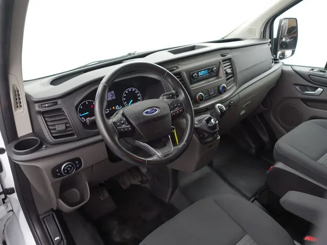 Ford Transit Custom 300 2.0 TDCI Euro 6 L2 Sportline- Dubbele Cabine, Xenon Led, Stoelverwarming, Tr...