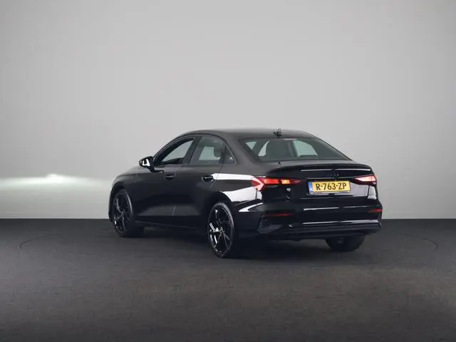 Audi A3 Limousine 30 TFSI Pro Line 110 pk S-tronic | Navigatie via App | Parkeersensoren achter | Cr...