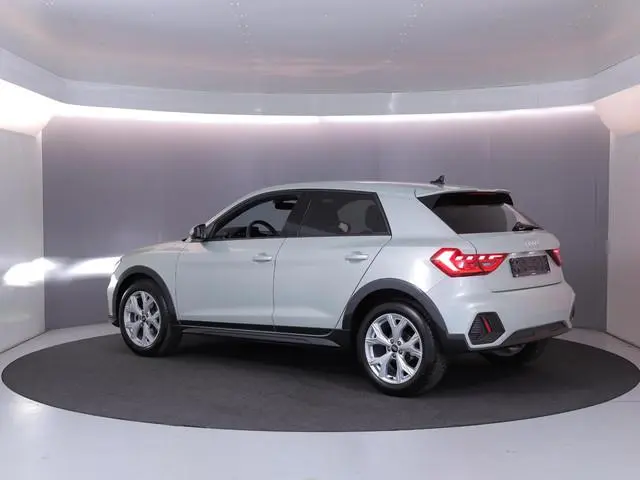 Audi A1 allstreet 30 TFSI Advanced edition 116pk S-tronic | S-line interieur | Navigatie | Adaptieve...