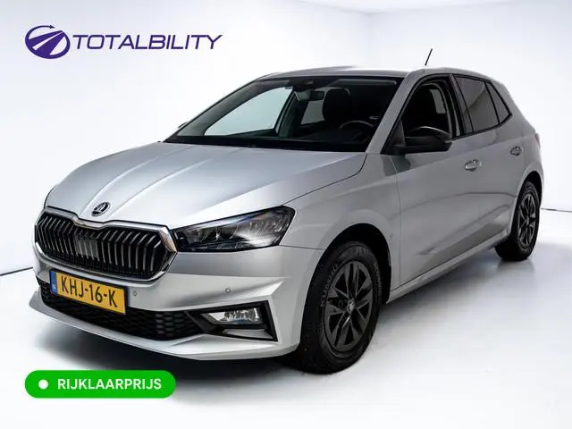 ŠKODA Fabia 1.0 TSI Business Edition |Stoelverwarming | Cruise | Camera | Apple Carplay/Android auto...