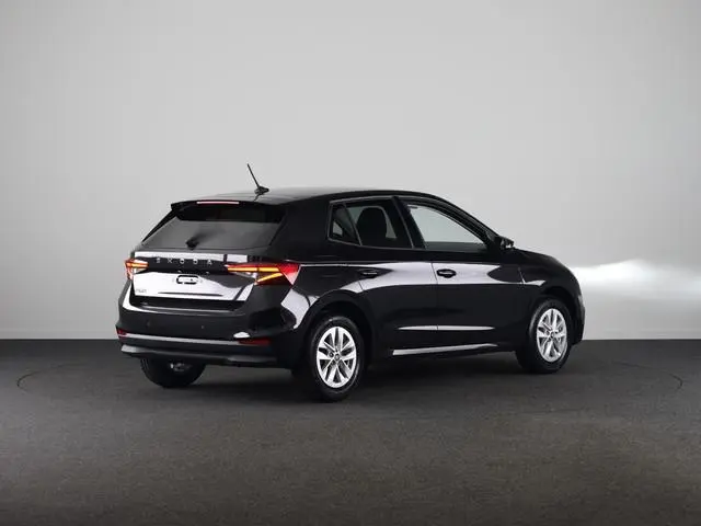 Skoda Fabia Selection 1.0 TSI 95 pk 5 versn. Hand | Getint glas | 15 inch lichtmetalen velgen