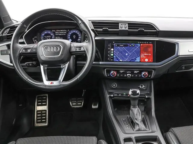 Audi Q3 45 TFSIe 245pk S-tronic Advanced Edition · Camera · Apple/Android Car Play · S line interieu...
