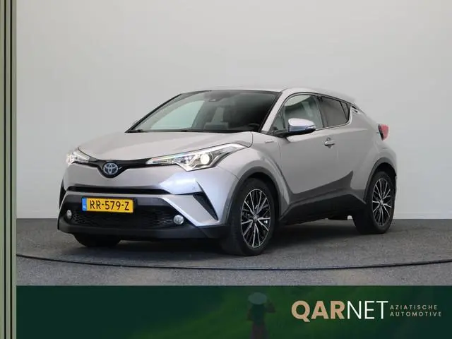 Toyota C-HR 1.8 Hybrid Executive | Stoelverwarming | Achteruitrijcamera | JBL Audio |