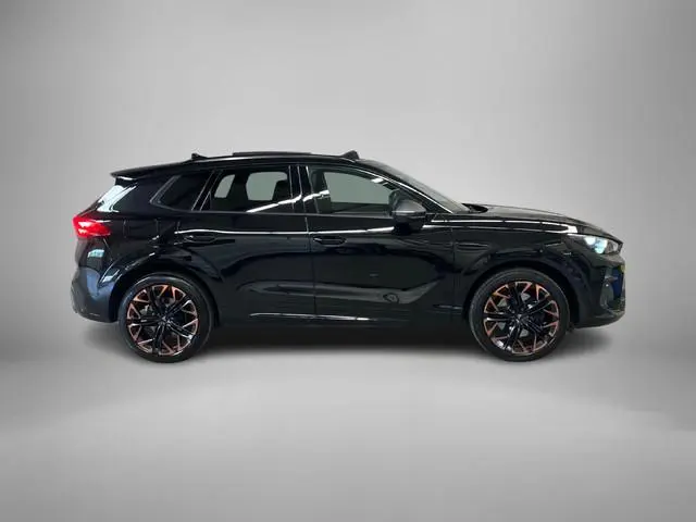 CUPRA Terramar 1.5TSIe-Hybrid 200kW/272PK VZ Performance · Panoramadak · Trekhaak · 360°Camera + Par...