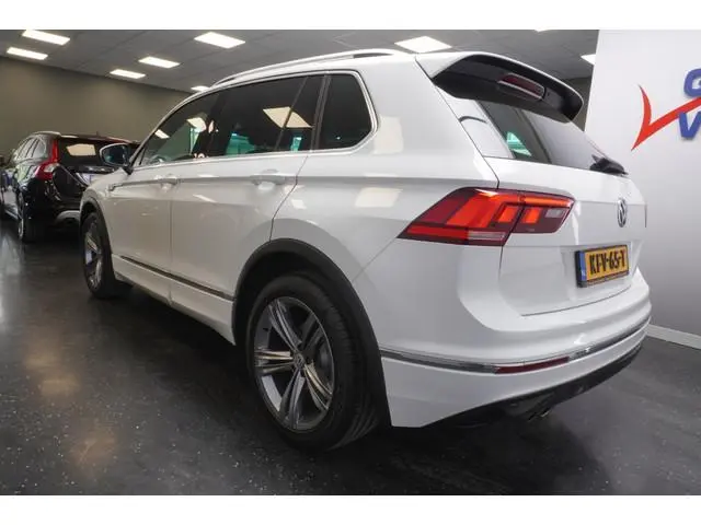 Volkswagen Tiguan 1.5 TSI ACT Highline Business R-line 19'' LED Carplay