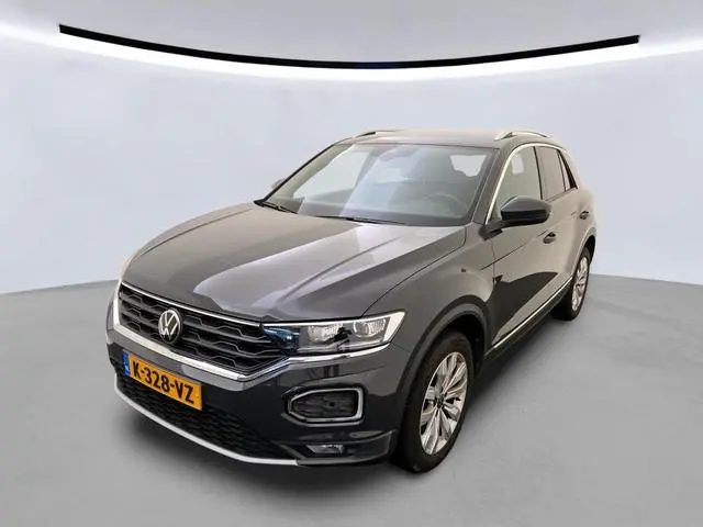 Volkswagen T-Roc 1.5 TSI Sport | Camera | Acc | Led | Clima