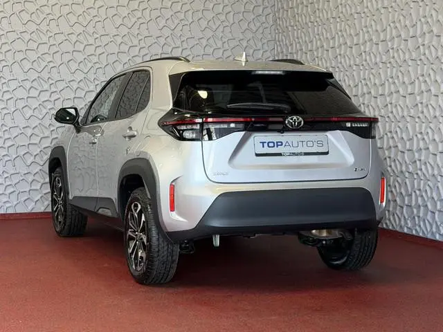 Toyota Yaris Cross 1.5 HYBRID DYNAMIC STOEL/STUUR VERW. 17''LMV KEYLESS CAMERA LED ZWARTE HEMEL ✅ T...