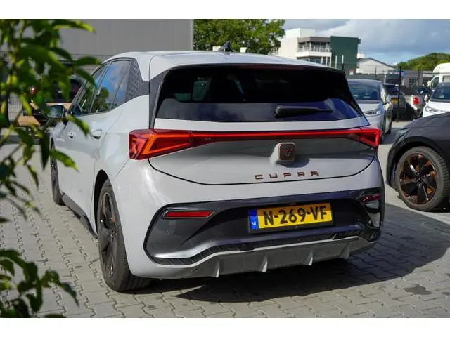 Cupra Born