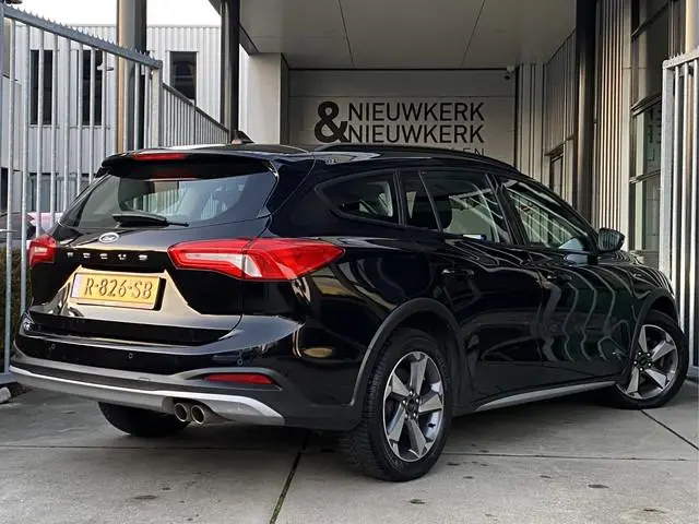 Ford Focus Wagon 1.0 EcoBoost Active Business | NAVI | CRUISE CONTROL | CARPLAY | STOEL/STUURVERWARM...