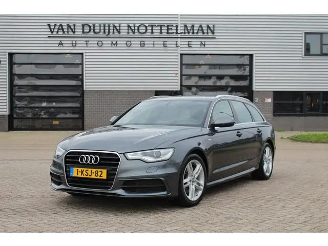 Audi A6 Avant 2.0 TFSI S-line / Xenon / 18" LMV / N.A.P.