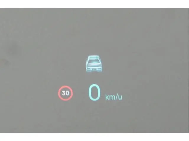 Geely E5