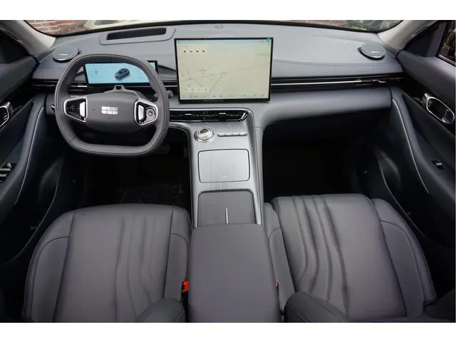 Geely E5 Max+ 68 kWh Max+ 68 kWh Stoel-massage -ventilatie Panoramisch schuifdak 360 Camera Warmtepo...