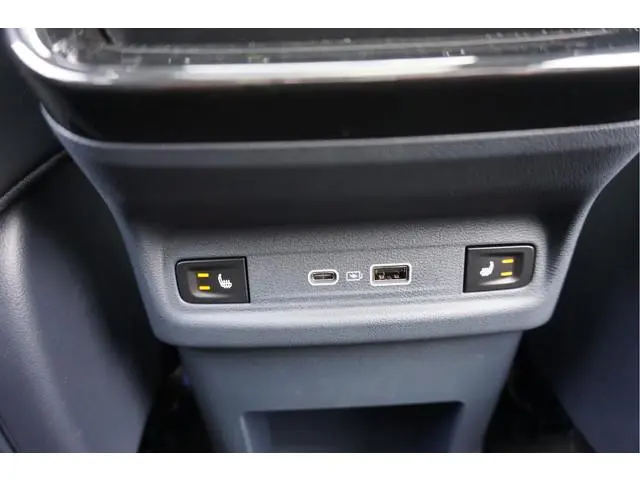 Geely E5