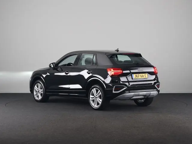 Audi Q2 35 TFSI Advanced edition 150pk | Adaptieve cruise controle | Parkeercamera | 17 inch  Lichtm...