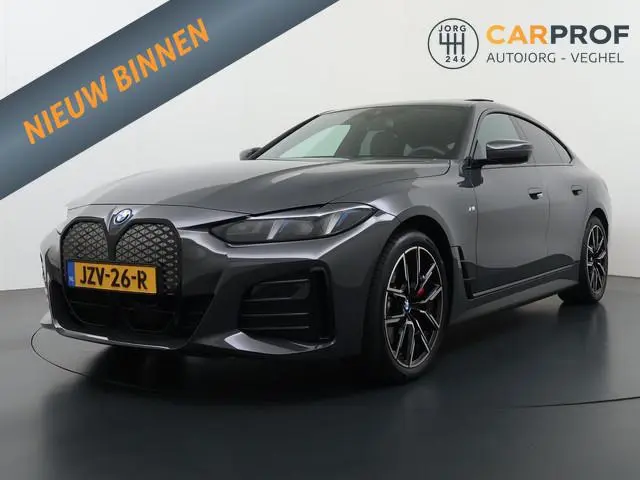 BMW i4 eDrive40 M Sport Edition 84 kWh Leder | Comfort Pack | 19" | Schuif-Kanteldak |