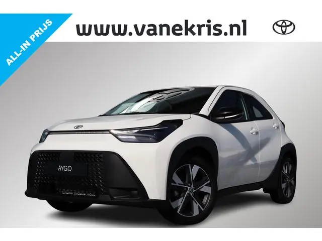 Toyota Aygo X Hybrid 115 Play GO, 17 Inch Lm velgen Nieuw en direct leverbaar met € 1.750,- Inruilvo...