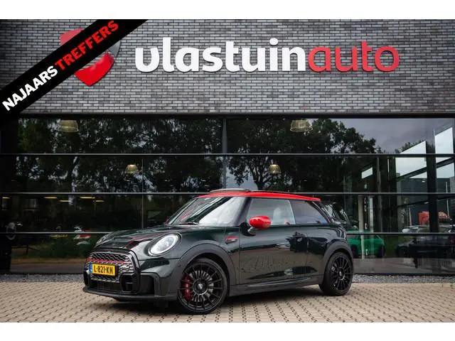 MINI 3-Deurs 2.0 John Cooper Works 231PK , Facelift, Track Pack, Panoramadak, Leder, Harman/Kardon,