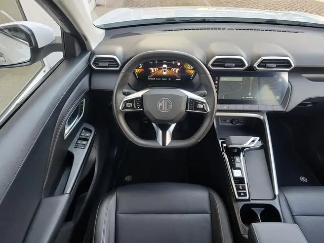 MG ZS