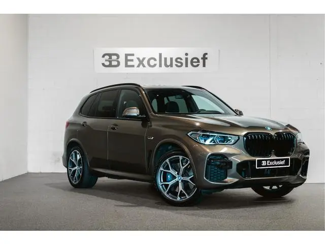 BMW X5 xDrive45e High Executive | Pan.dak | laserlights | M-style | Head-up | M-style |