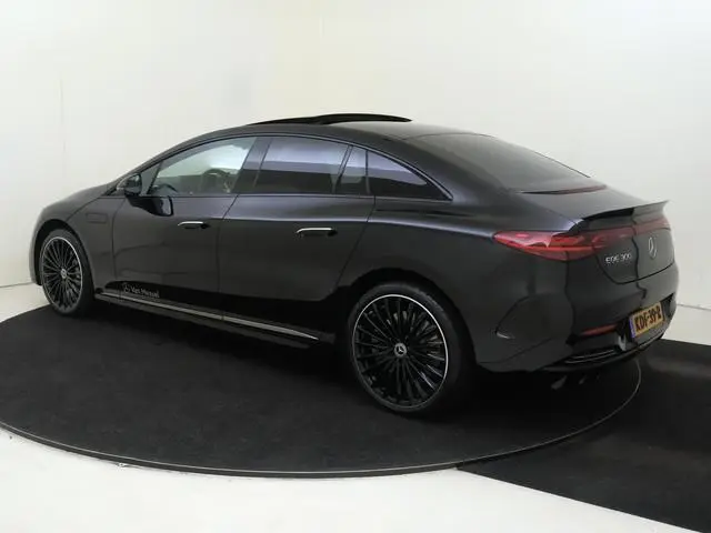 Mercedes-Benz EQE 300 Business Solution AMG 90 kWh / Luchtvering / Panaroma-dak / Memory-Stoelen /
