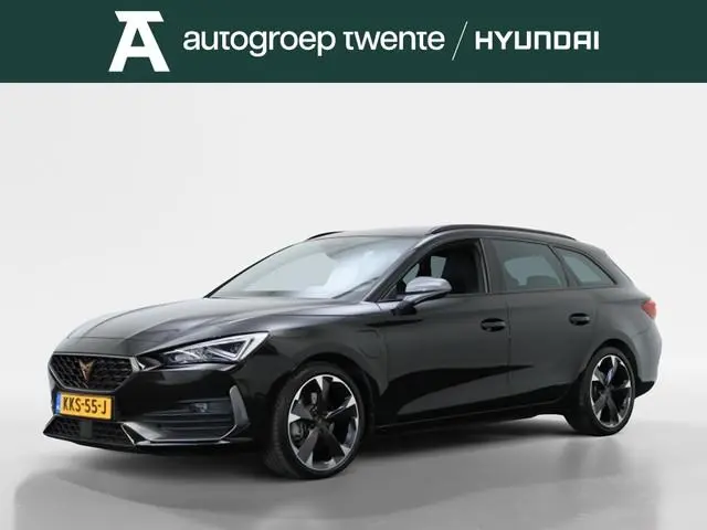 Cupra Leon Sportstourer 1.4 e-Hybrid | Navigatie | LED | 18 inch | Stuurverwarming |
