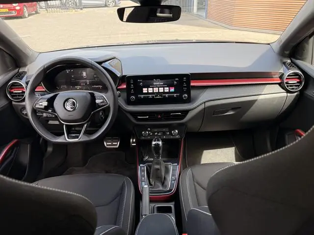 ŠKODA Fabia 1.0 TSI Monte Carlo Sportstoelen / Carplay / Clima / Camera / Lm Velgen